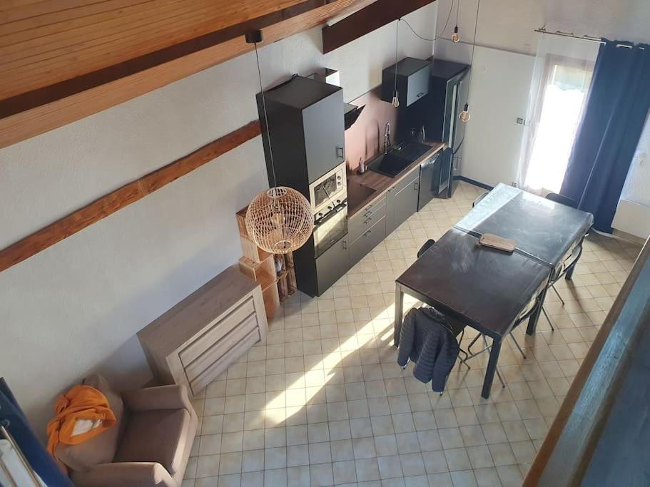 Spacieux logement idéalement situé - 2