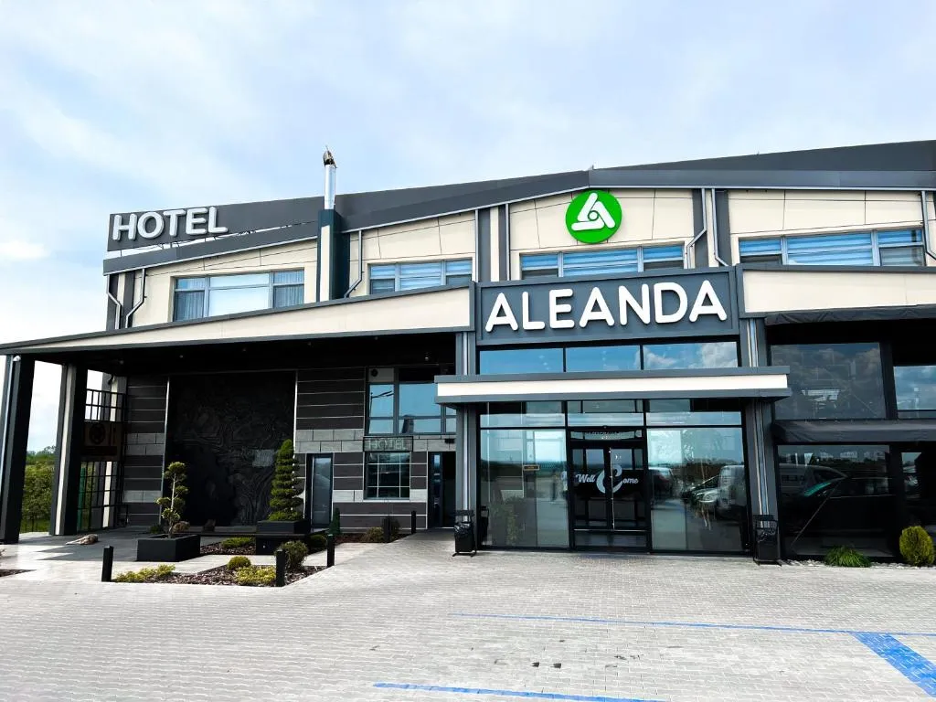 Aleanda, hotel in Chernivtsi