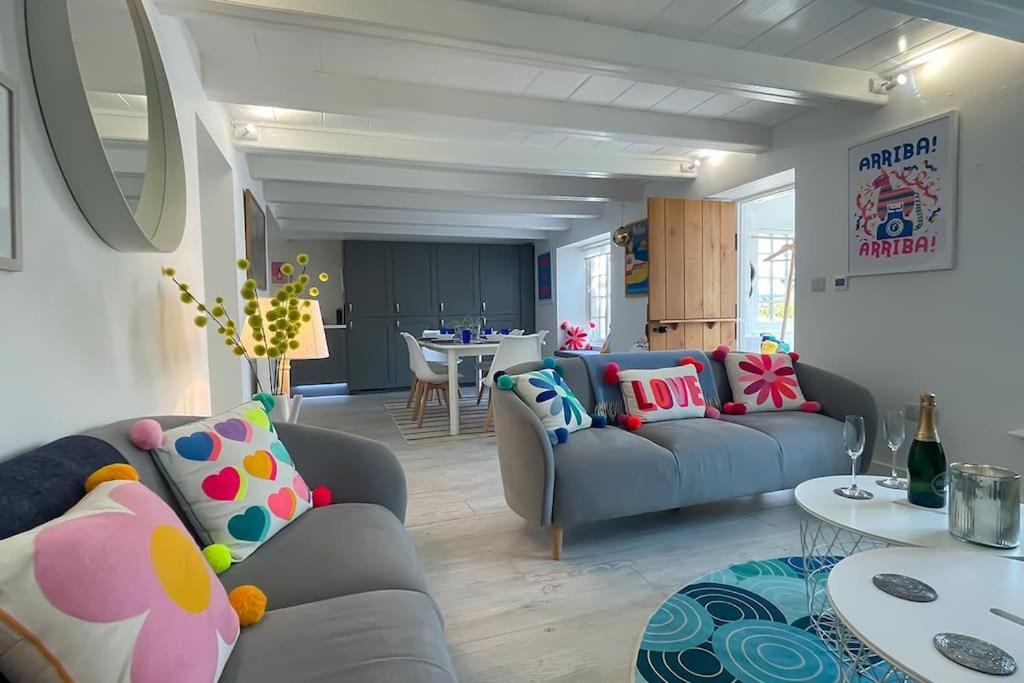 Luxury Harbour Cottage, St Mawes photo 3