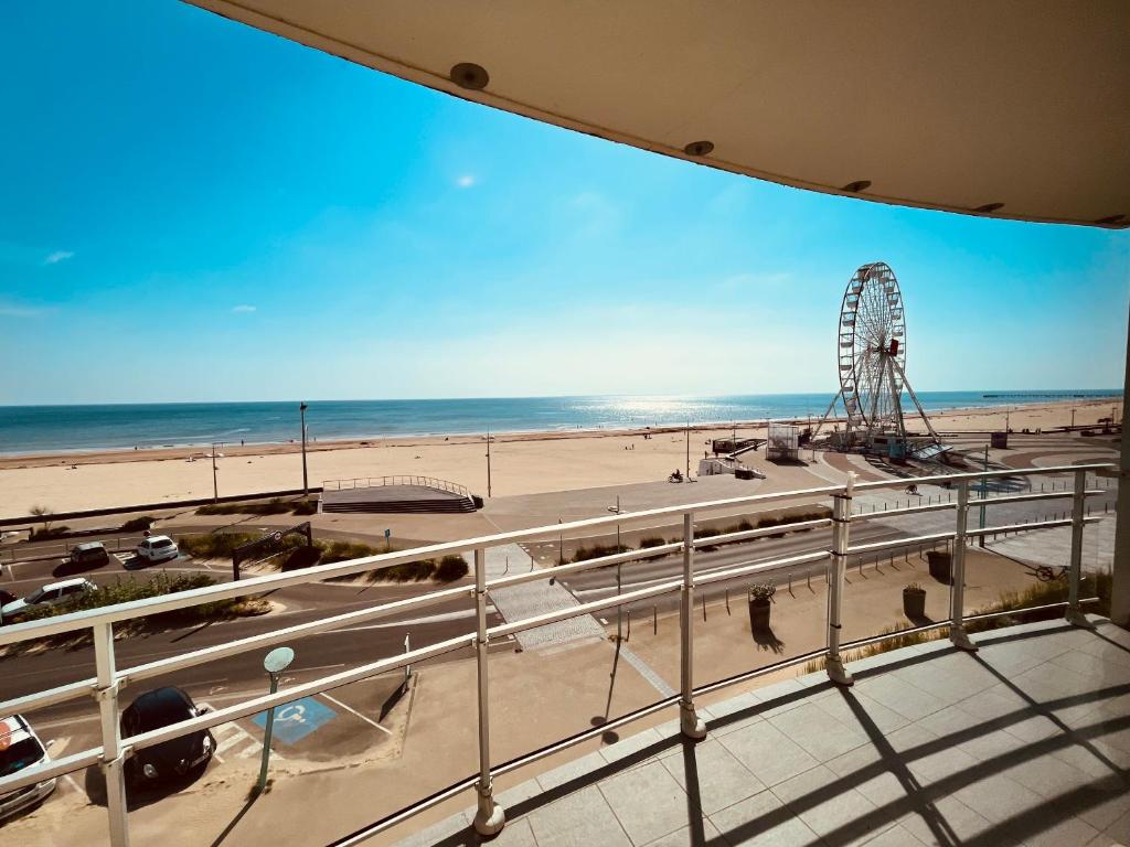 Le Miramar, face mer et standing - 3