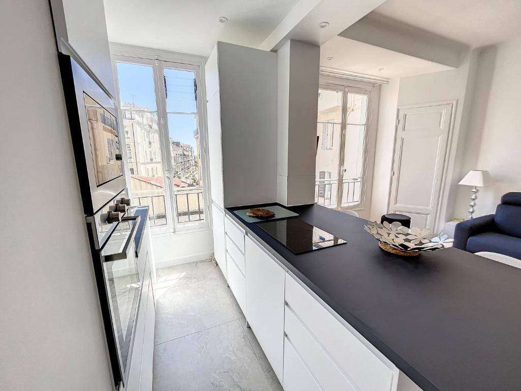 1 bedroom Palais Hoche Cannes 5 mins from the Croisette Cannes Riviera 226 - 3