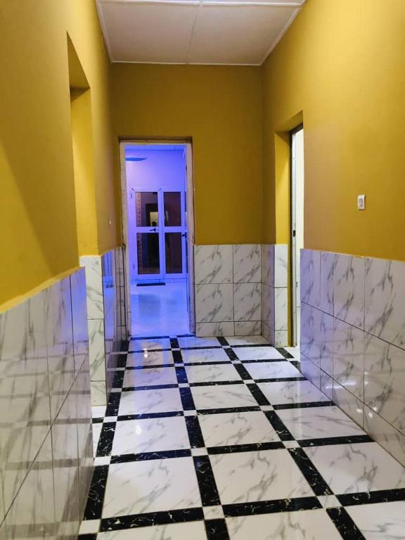 Tres belle Villa equipée a Niamey: 3 Chambres-Salon-Cuisine