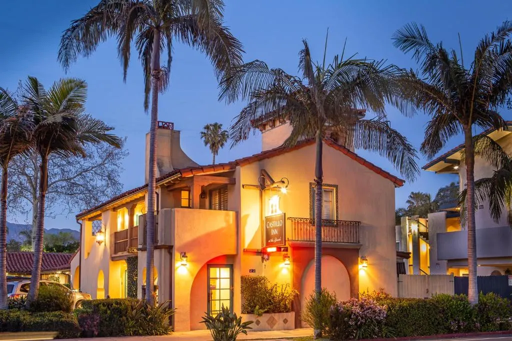 Castillo Inn at the Beach，位于圣巴巴拉的酒店