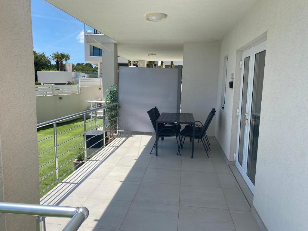 EllaVis Apartments photo