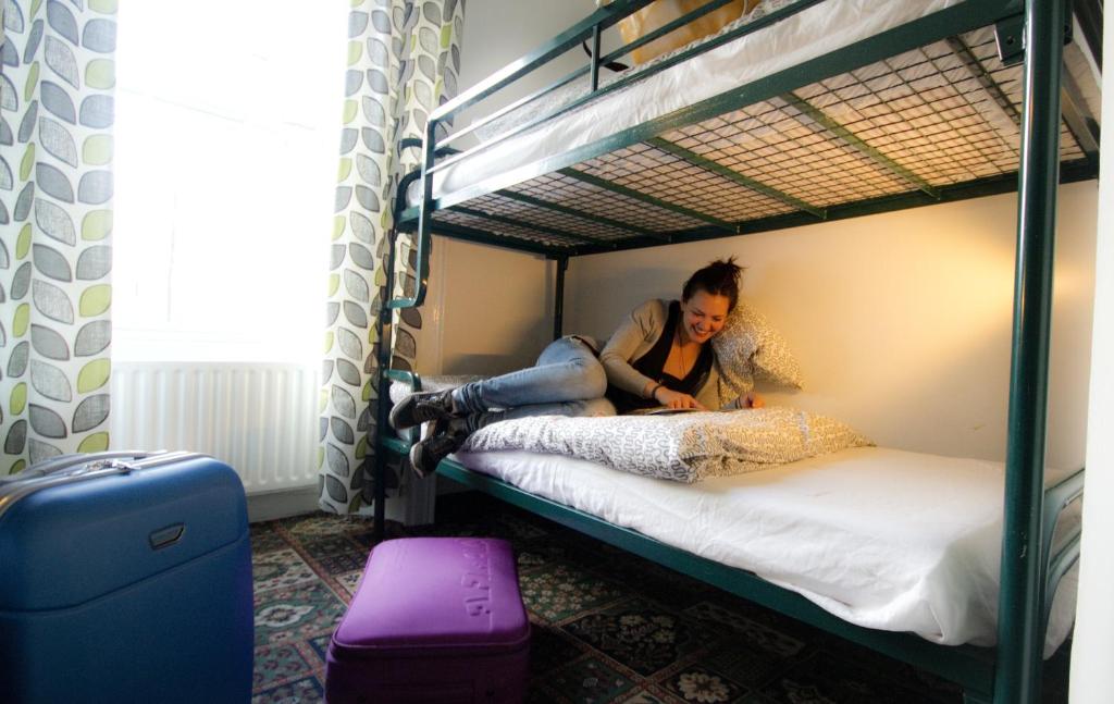Cashel Holiday Hostel photo
