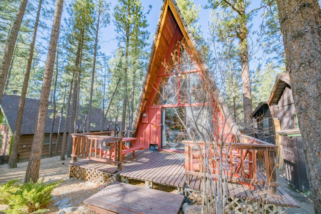 A-Frame of Mind - Nice cozy cabin great view to the outdoors and peaceful, Big Bear City