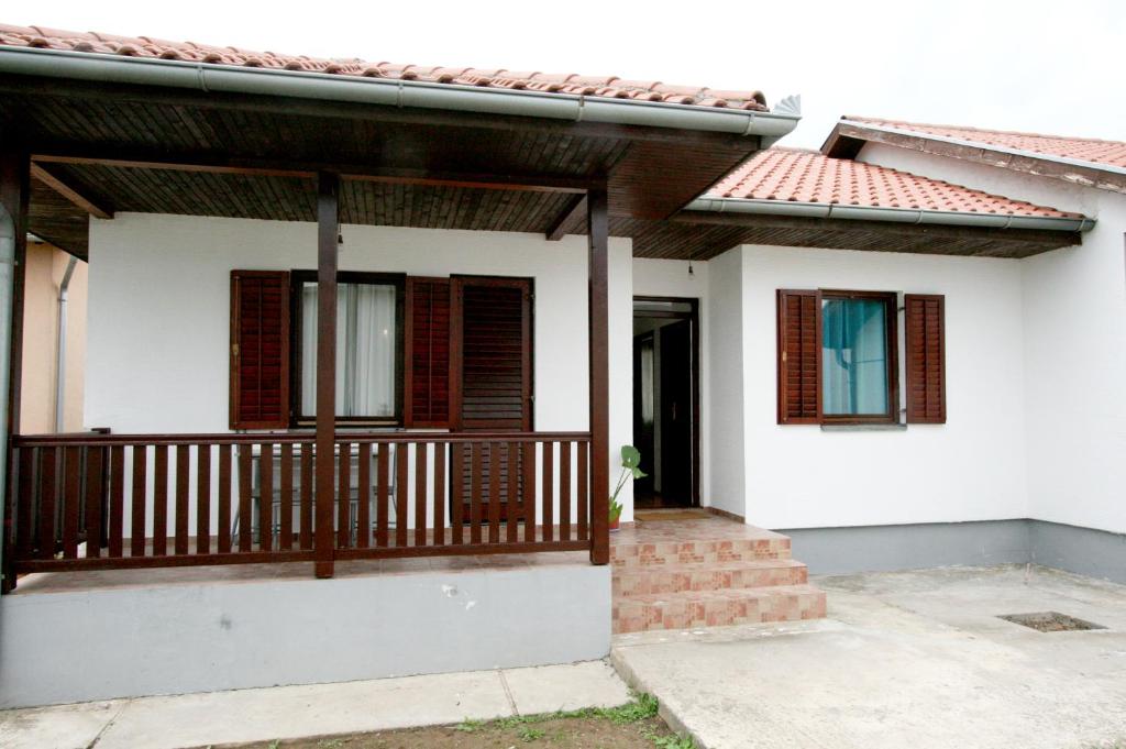 Apartment Ema Ledine - 2