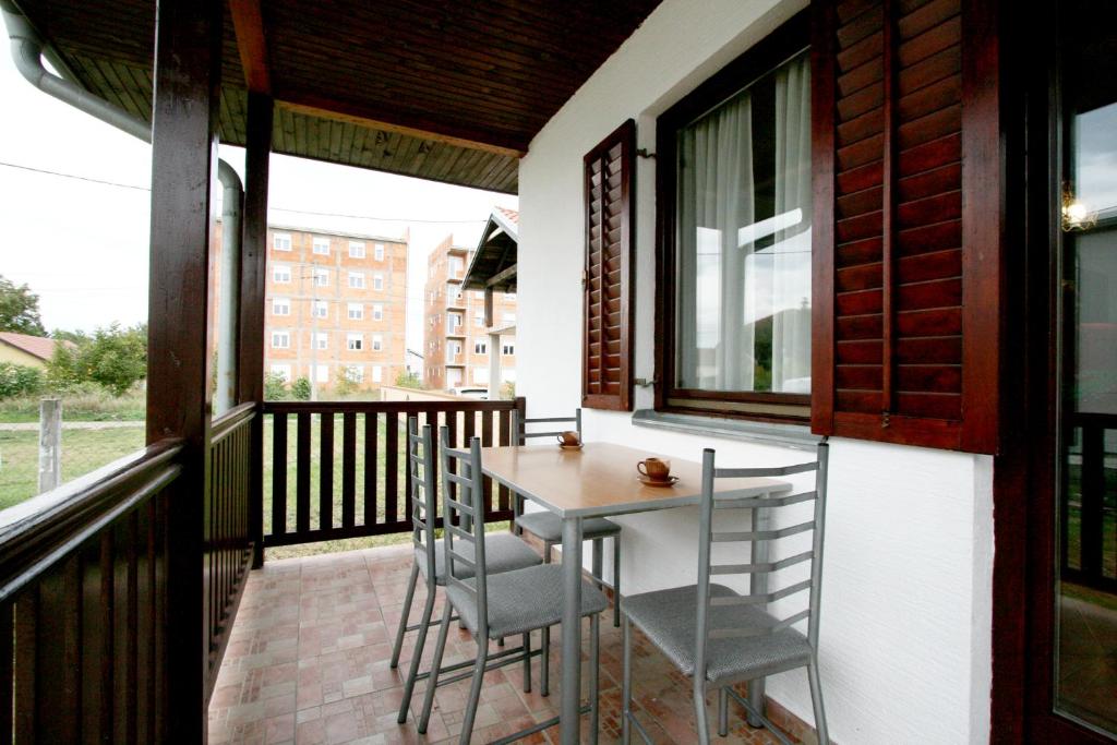 Apartment Ema Ledine - 4