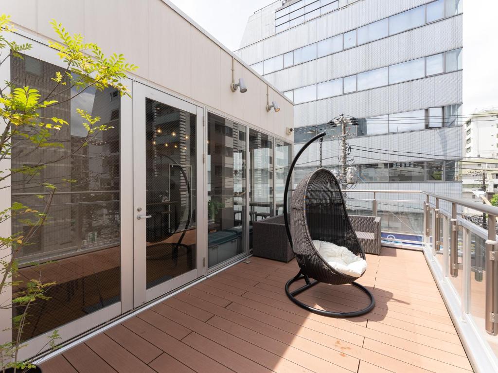 Shared lounge/TV area