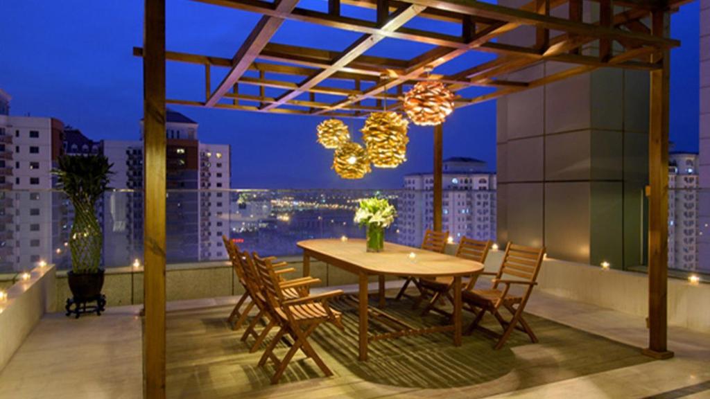 Marco Polo Parkside Hotel photo