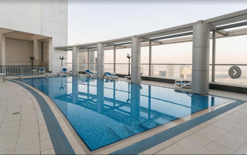 ALiving Luxury Studio Apartment at Burj Al Nujoom Downtown Dubai photo