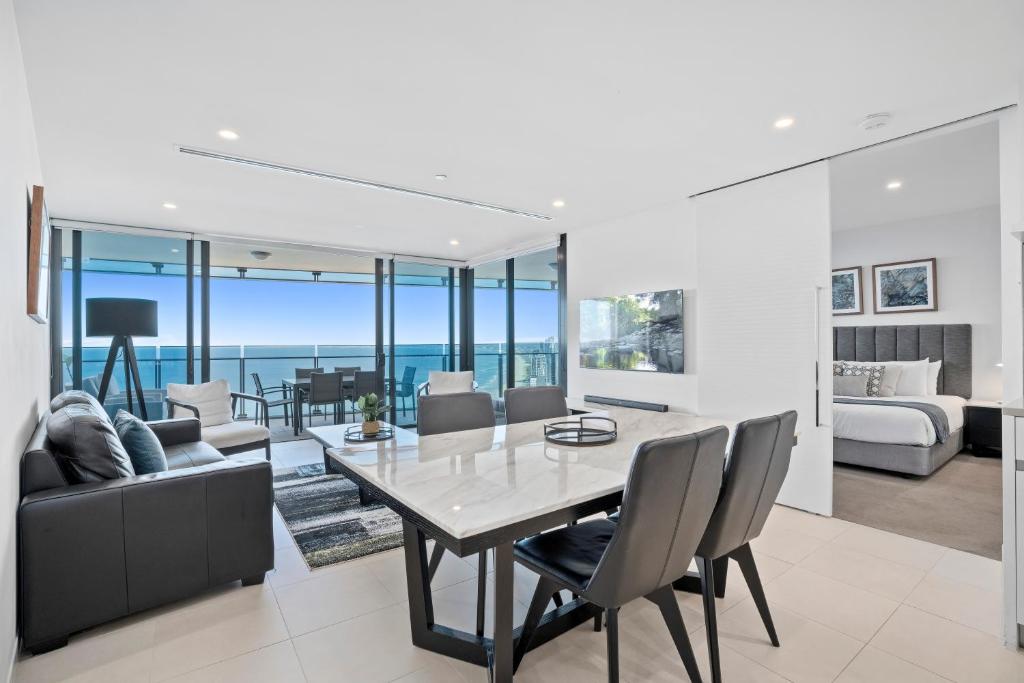 Gold Coast Soul Surfers Paradise - GCLR Additional