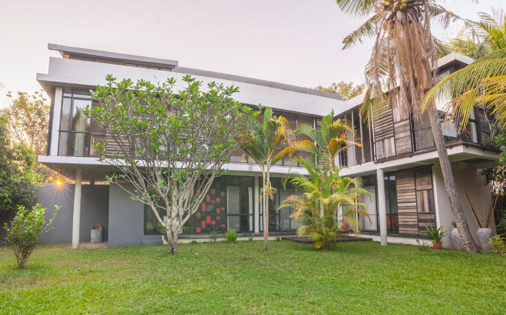 RedBox House - Private Luxury Modern Style 5 Bedrooms Villa, Siem Reap