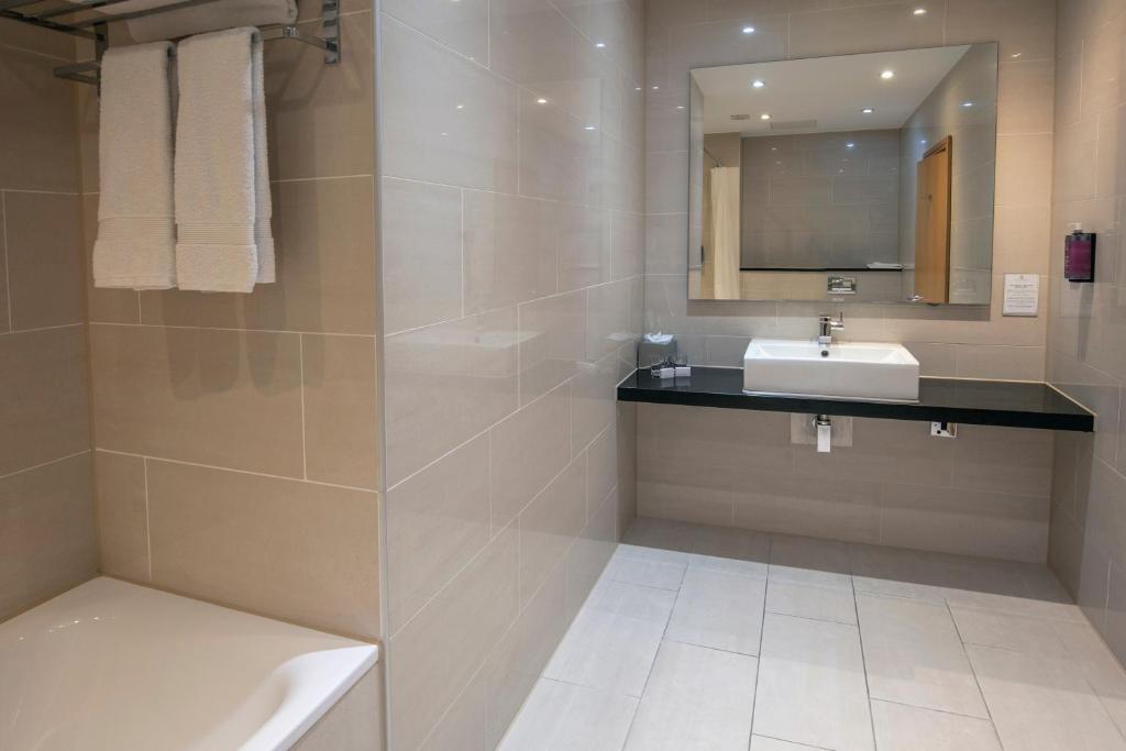 London The Crown Hotel Additional