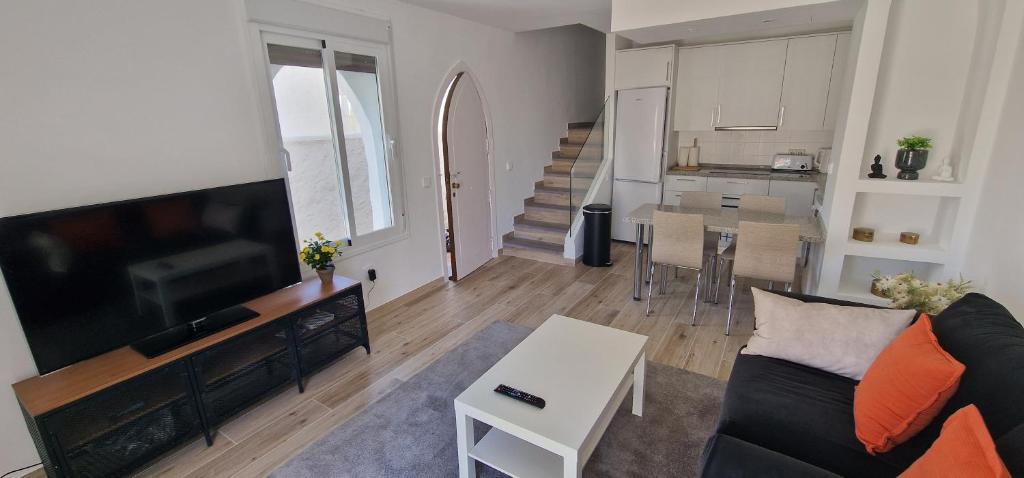 Large 1 Bedroom Apartment Close To Puerto Banus - 4