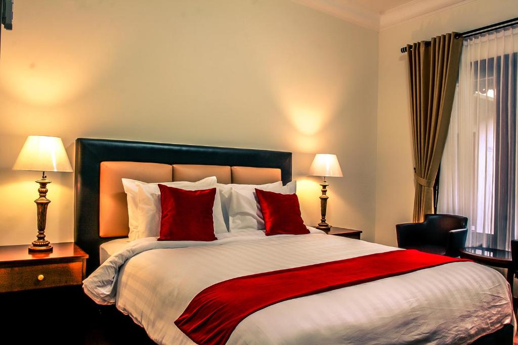 Superior Double Room, Griya Wijilan Syariah in Yogyakarta