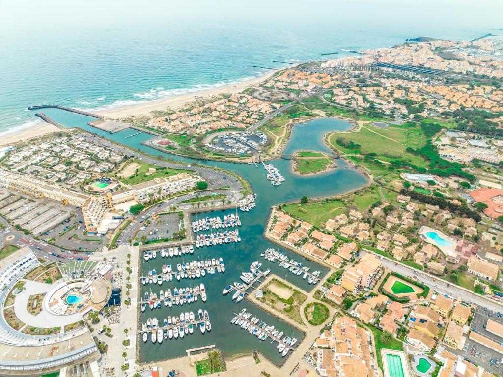 Cap d'Agde Suit'Appart T1 Pinède 26 m2 balcon 10 m2 - 2