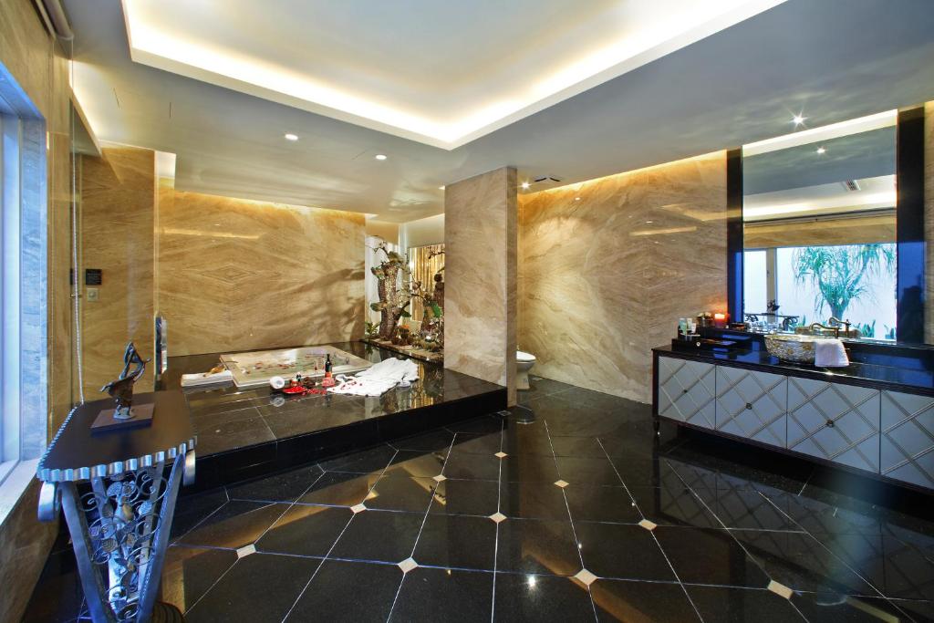 Well-appointed bathrooms