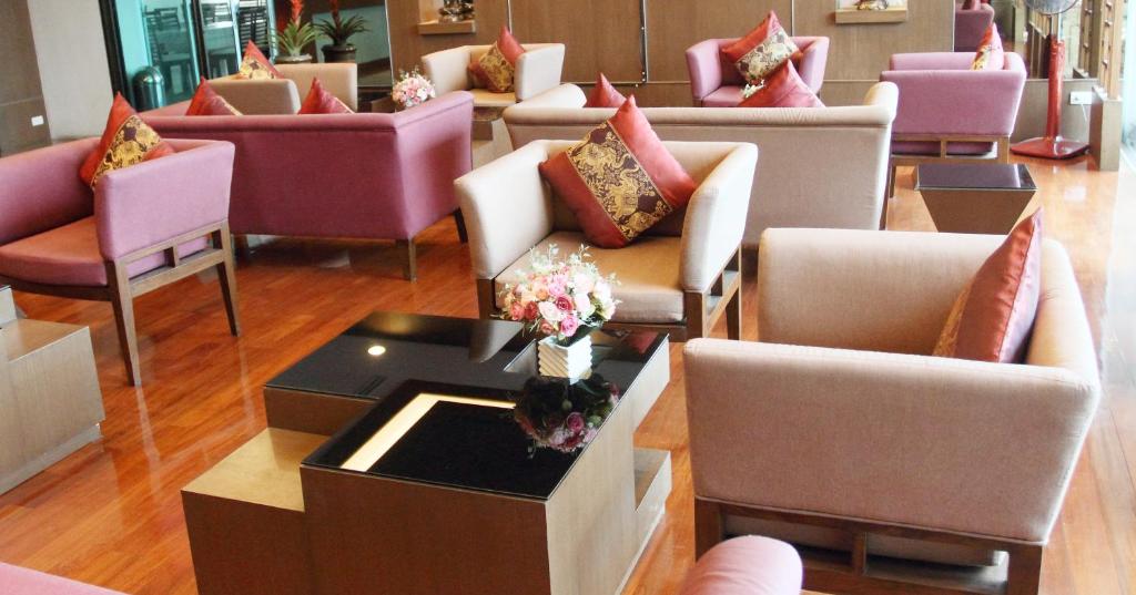 Lobby, Noppakao Place in Chiang Mai