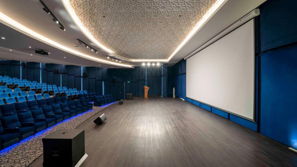 Tárgyalóterem/bálterem