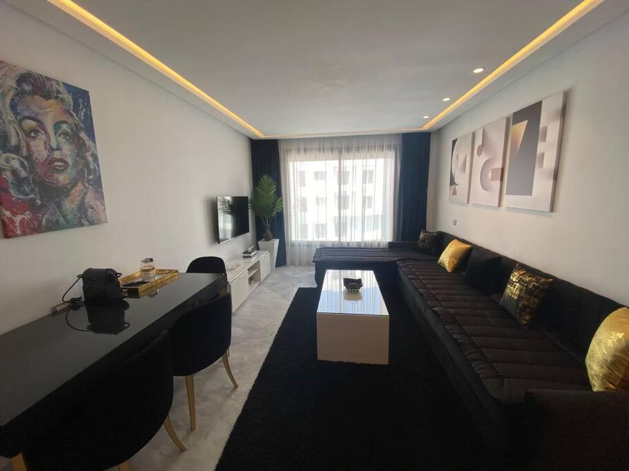 Corniche Casablanca - Black New, Casablanca