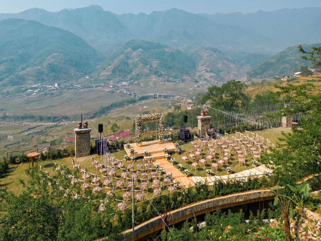 Surrounding environment