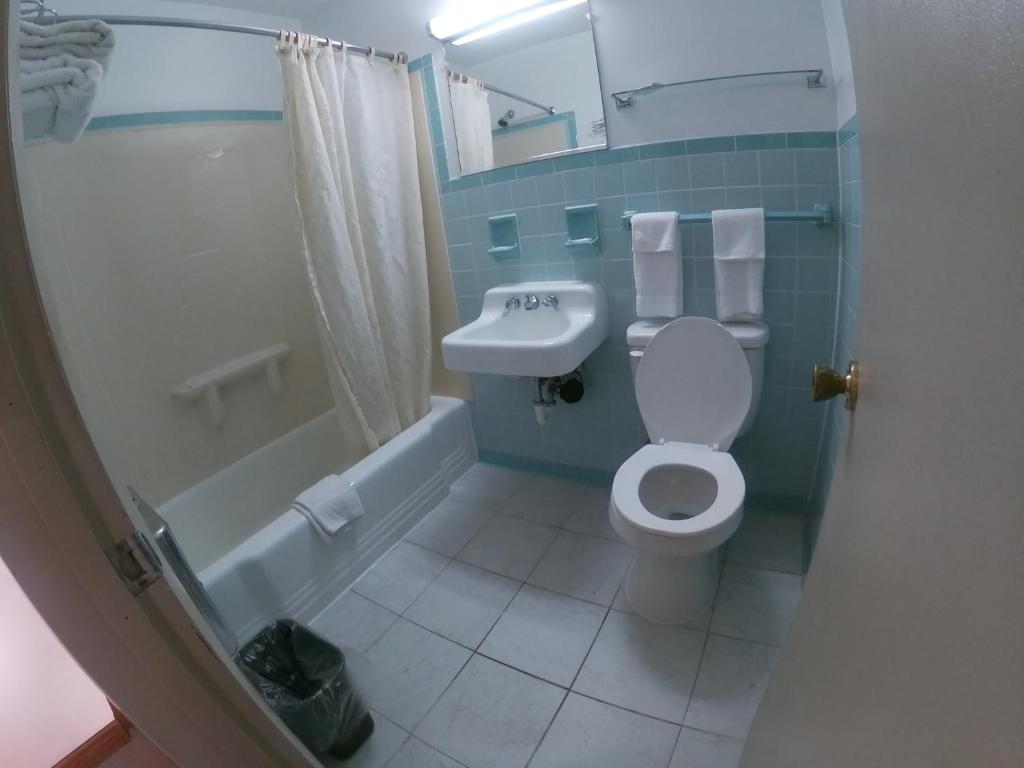 Budget Inn Clearfield PA photo