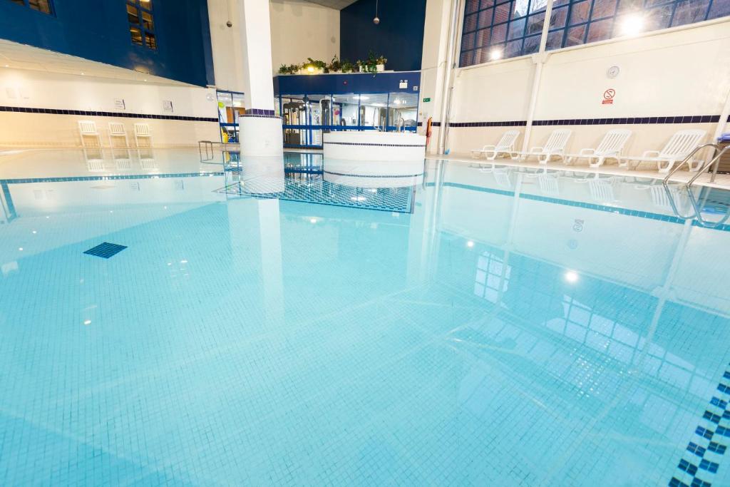 Holiday Inn London Sutton photo
