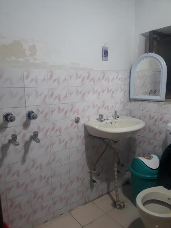 Gonbo Guest House photo
