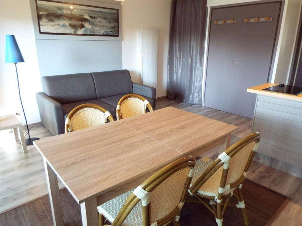Appartement 2 pièces avec loggia - 300m de la plage de Carnac - FR-1-477-91 - 4
