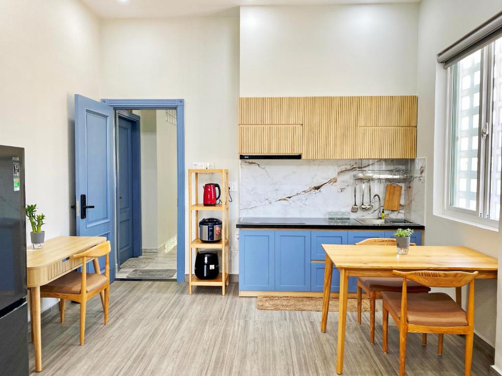 Moc Son Apartment - Attractive price for week and month stay - Serene Beachside Retreat Near Marble