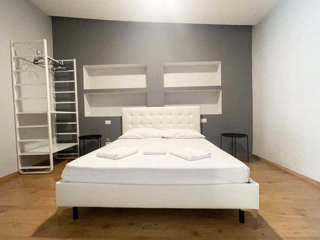 Tolemaide Boutique Apartment - 2