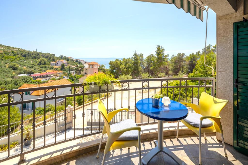 Island Hvar Seaside Villa Levanda with Beach, Pool & Seaview photo