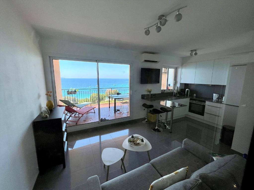 Superbe appartement T2 Vue magnifique Sanguinaires à 50m de la plage - 2