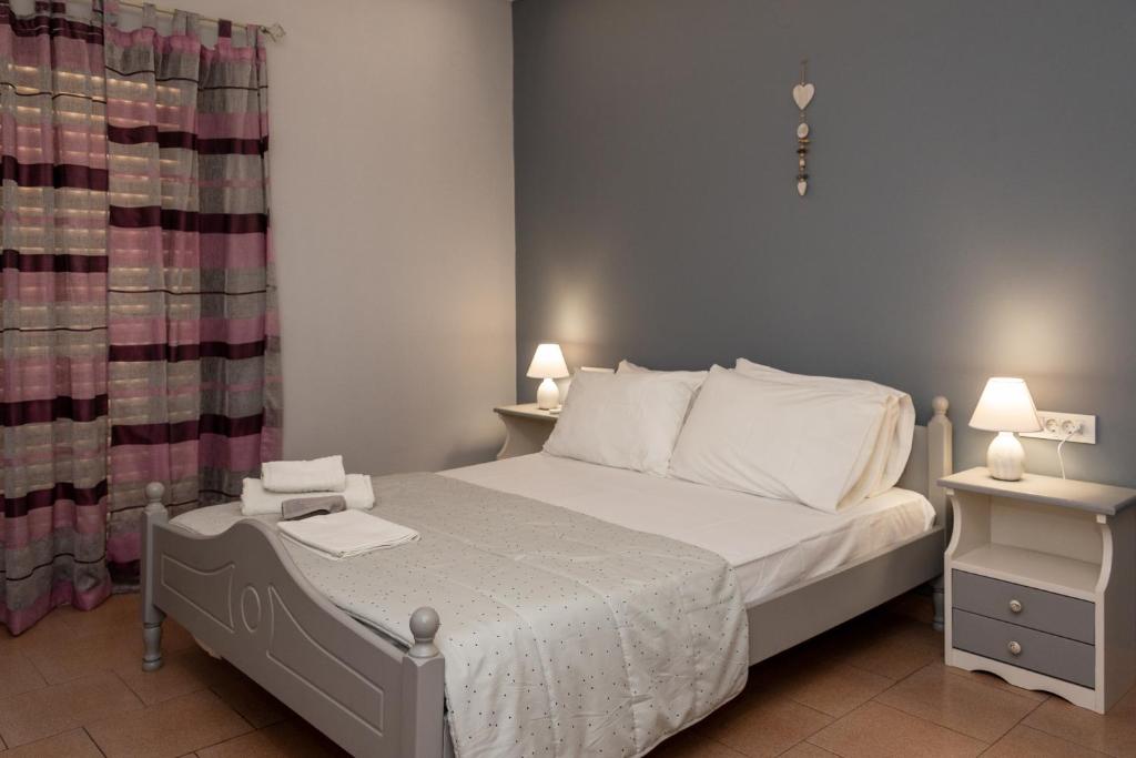 Theodora Studios photo