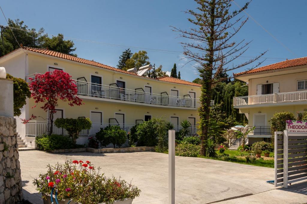Theodora Studios photo