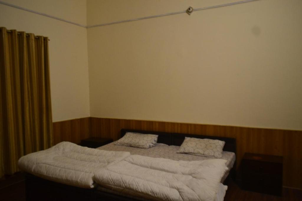 Batrasi Bungalow Homestay photo