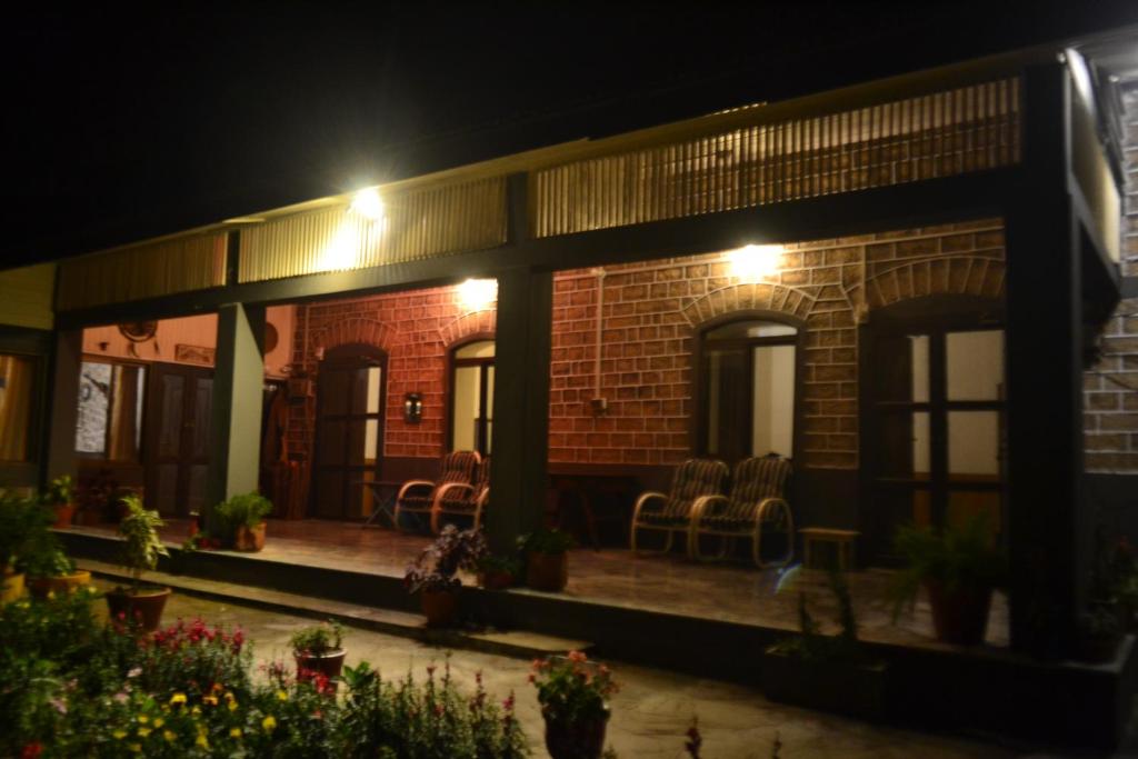 Batrasi Bungalow Homestay photo
