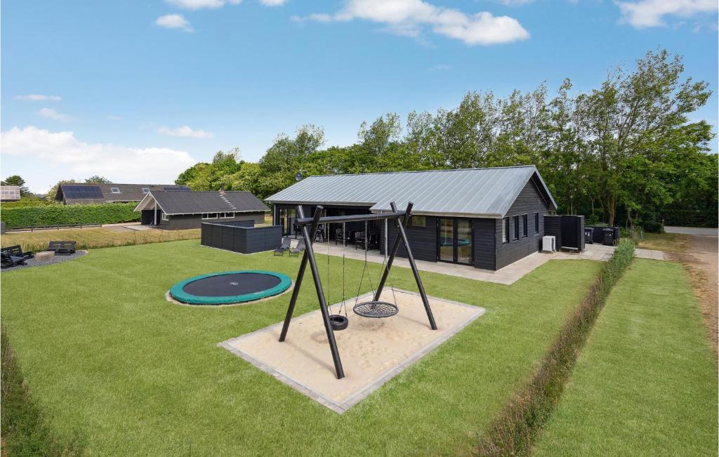 Gorgeous Home In Tarm With Wifi, Tarm