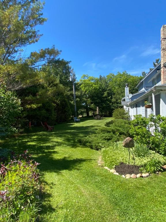 Sylvan Inn Bed & Breakfast photo
