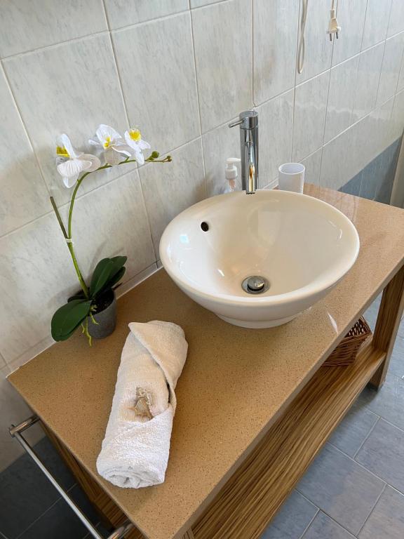 Elves Studios& Apartment's SIDARI — Hotel rooms in Sidari, Ionian Islands