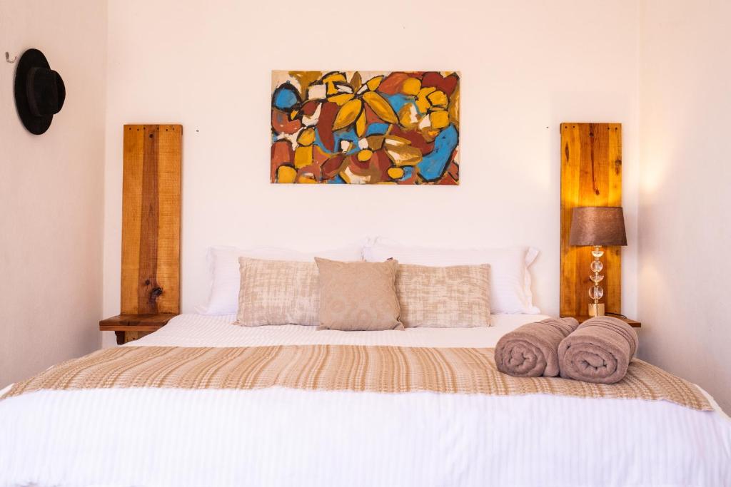Spacious artsy home with fast WiFi - 5