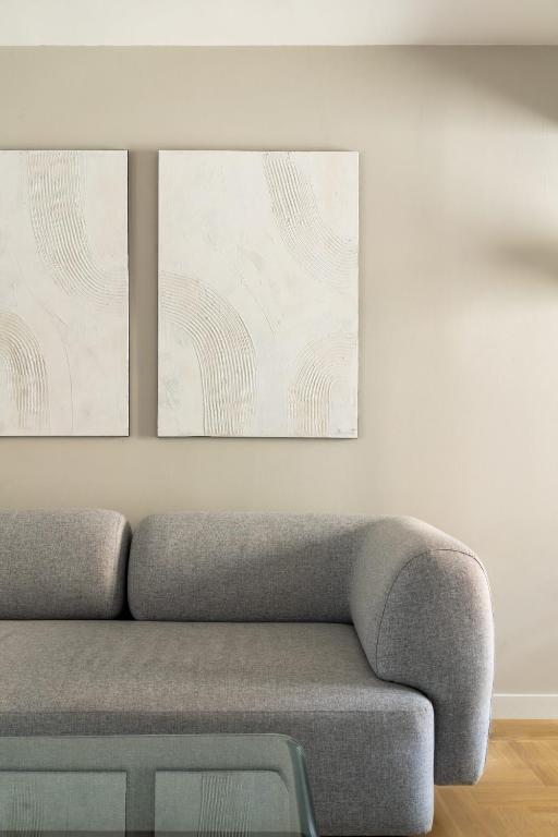 HostGost Selected Suites – Parliament - 4