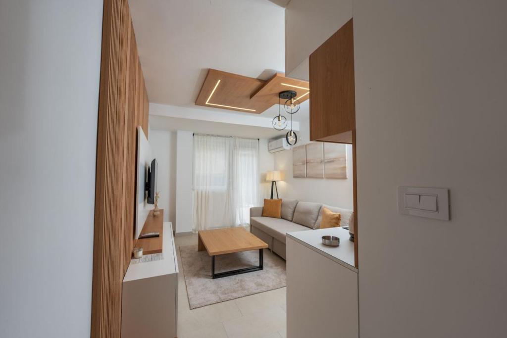 Comanda LUXURY APARTMENTS - 1