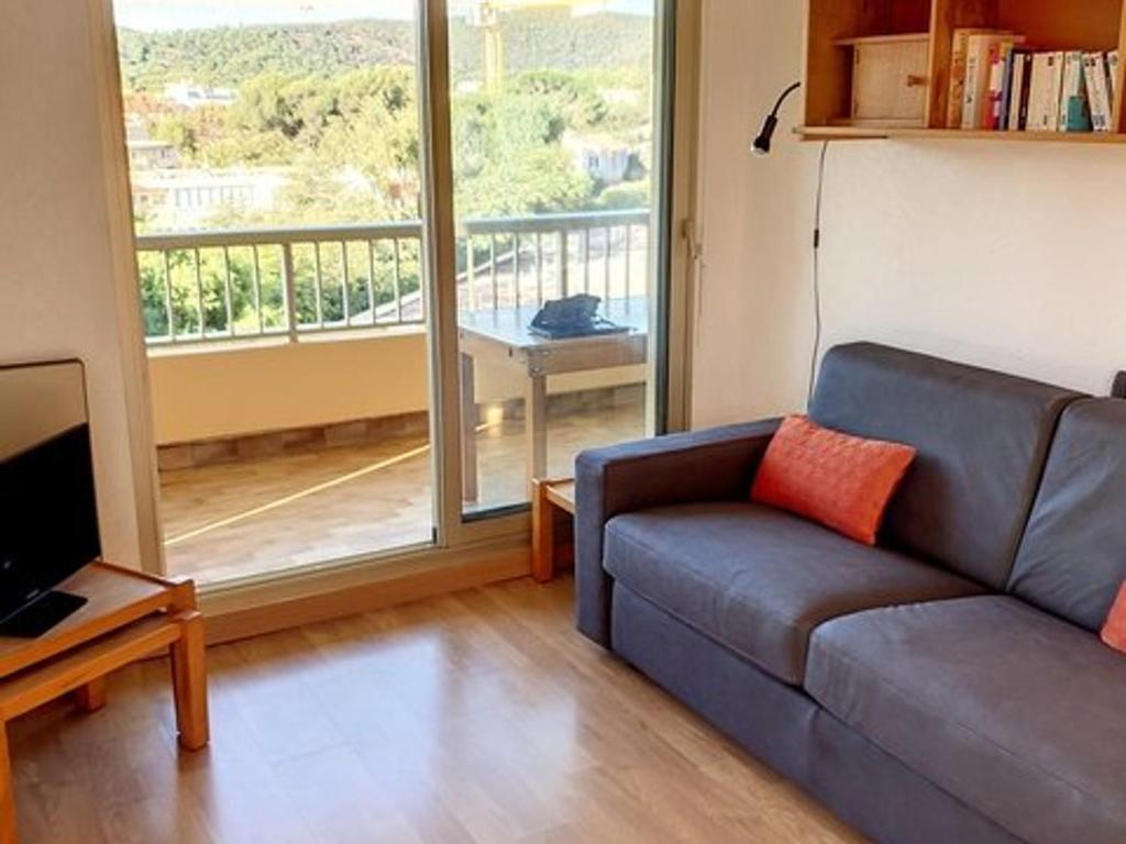 T2 avec Loggia et Balcon à Bormes-les-Mimosas - FR-1-610-91 - 2