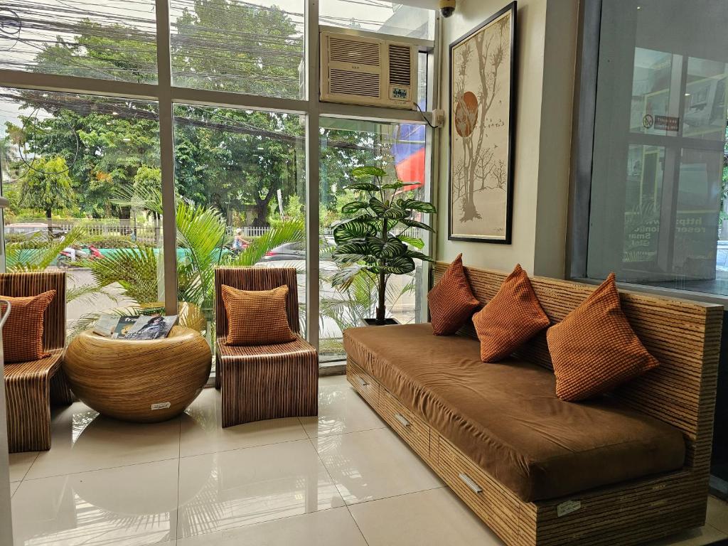 Cebu Capitol Central Hotel & Suites photo