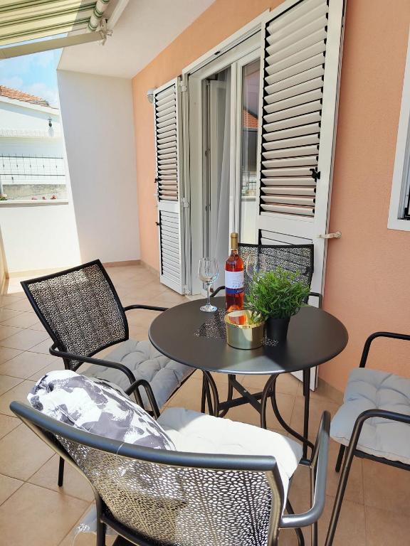 Apartment Ciovo Radic photo