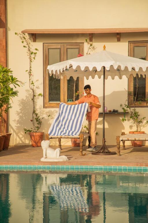 スイミングプール