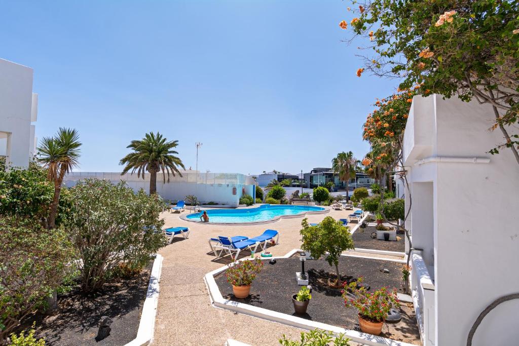 Apartment Oceanic Breeze Share Pool by PVL - 2