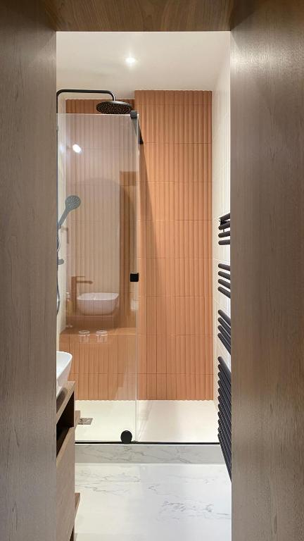 WELCOMING, LOVELY, CALM & CENTRALLY LOCATED FLAT - 5